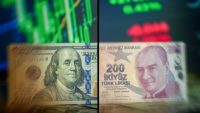 Türk Lirası Dolar Karşısında İki Ay Üst Üste Değer Kazandı