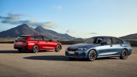 BMW, 330e Sedan ve 330e Touring Plug-in Hybrid Modellerini Piyasaya Sürüyor