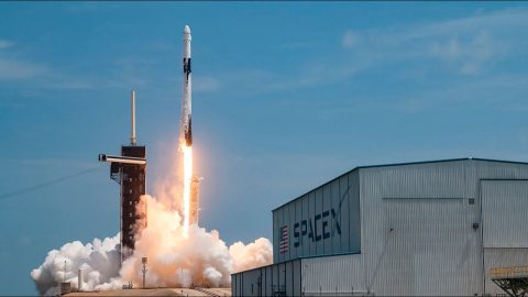 falcon 9 roket