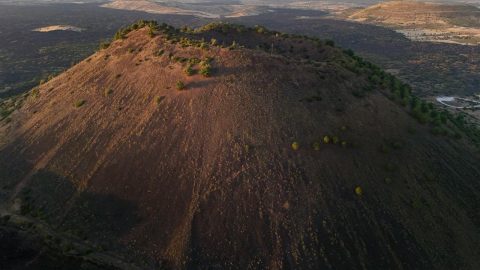 Manisa'da Bulunan Magma, Yanardağ Patlaması Riskini Artırıyor