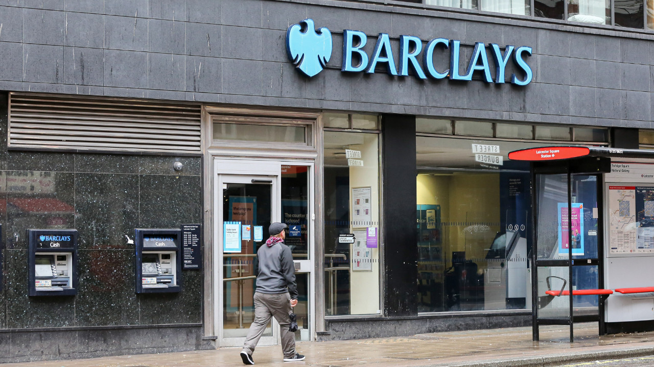 Barclays, TL'nin Değer Kaybında Yavaşlama Bekliyor