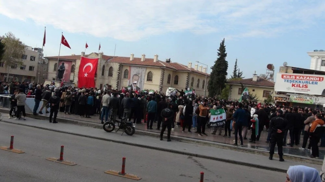 61 Yıllık Baas Rejiminin Sonu: Şam’da Kontrol Muhaliflerde, Esed Rejimi Çöktü!