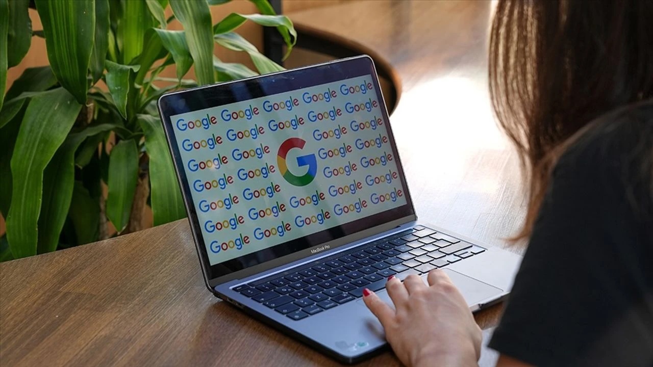 Google, Apple ile Olan Anlaşmayı Bitirmeyi Teklif Ediyor