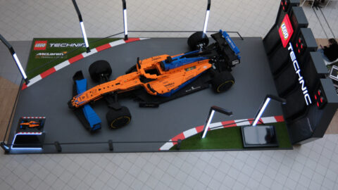 Gerçek Boyutlu LEGO Technic Mclaren Formula 1 Aracı İstanbul'da Sergileniyor