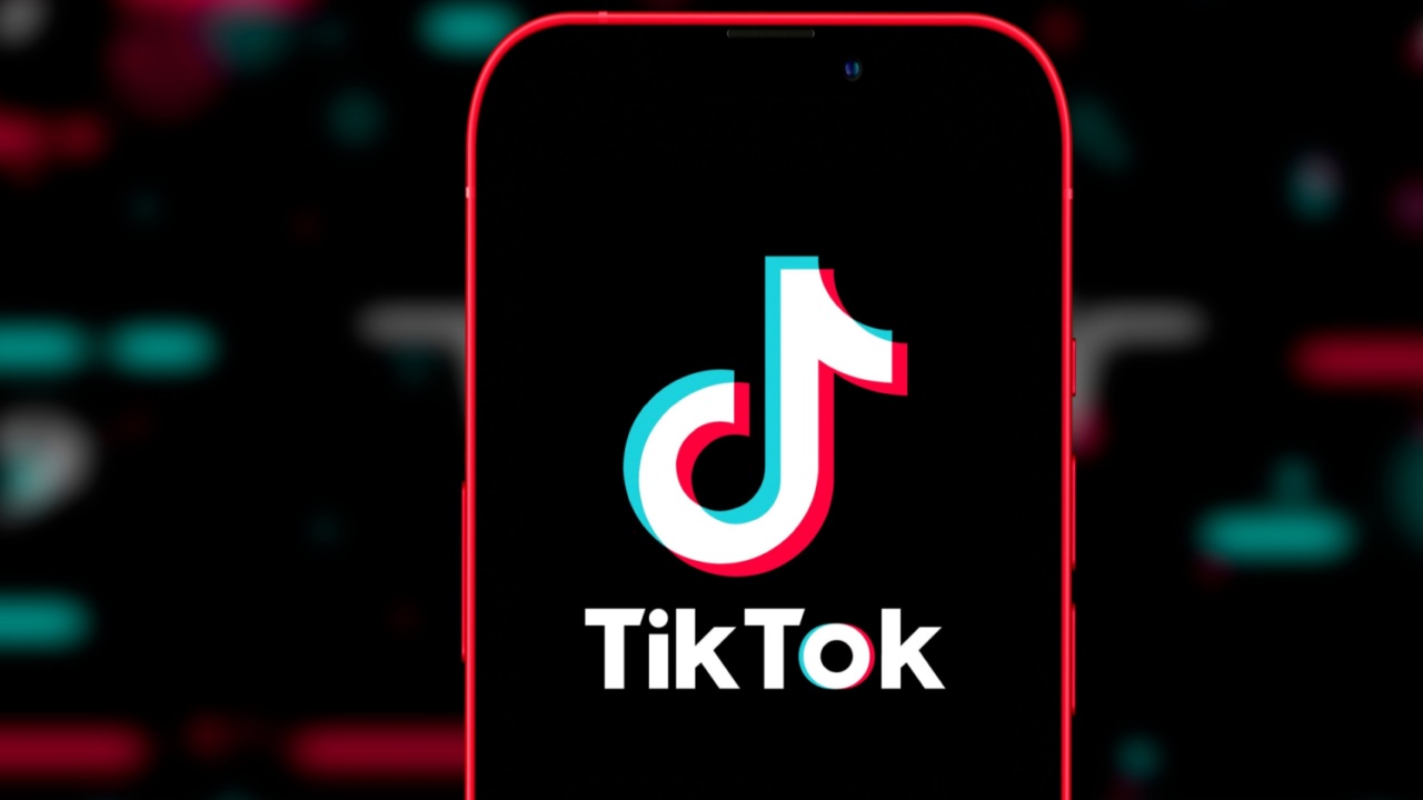 TikTok Kullanıcıları Belirsizlikte: ABD’de Platforma Erişim Duruyor